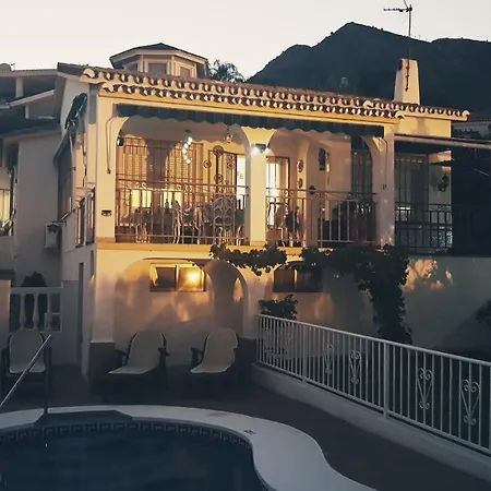 Tony Holiday home
